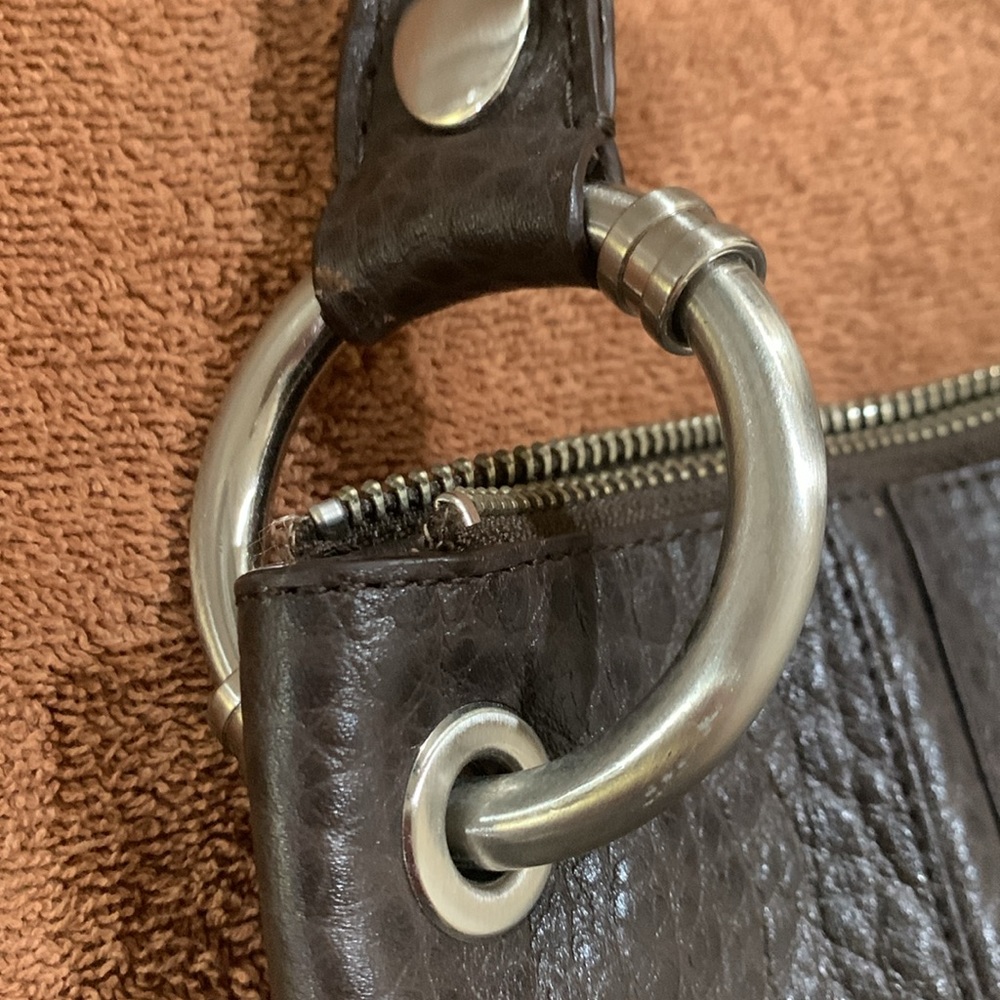 Kenneth Cole Purse - Picture 5 of 7